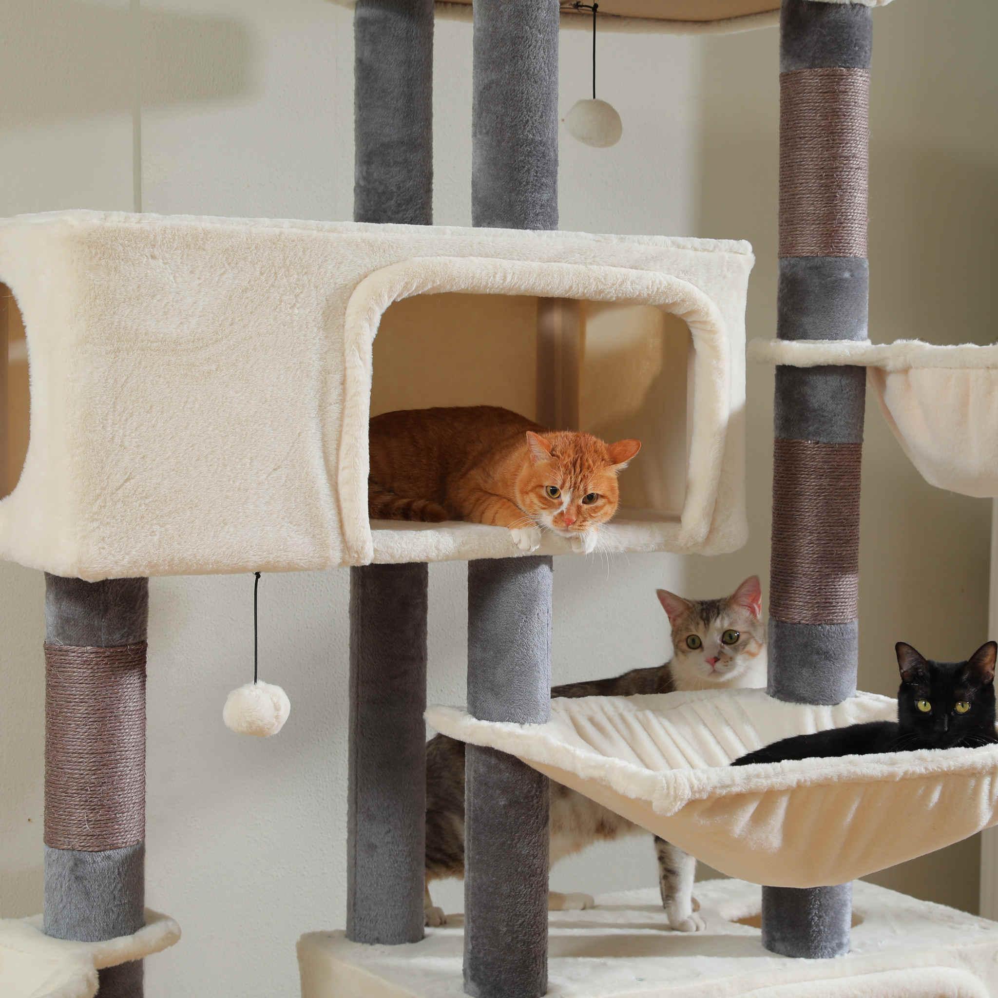 KittyKingdom XXL – Großer Kratzbaum 12