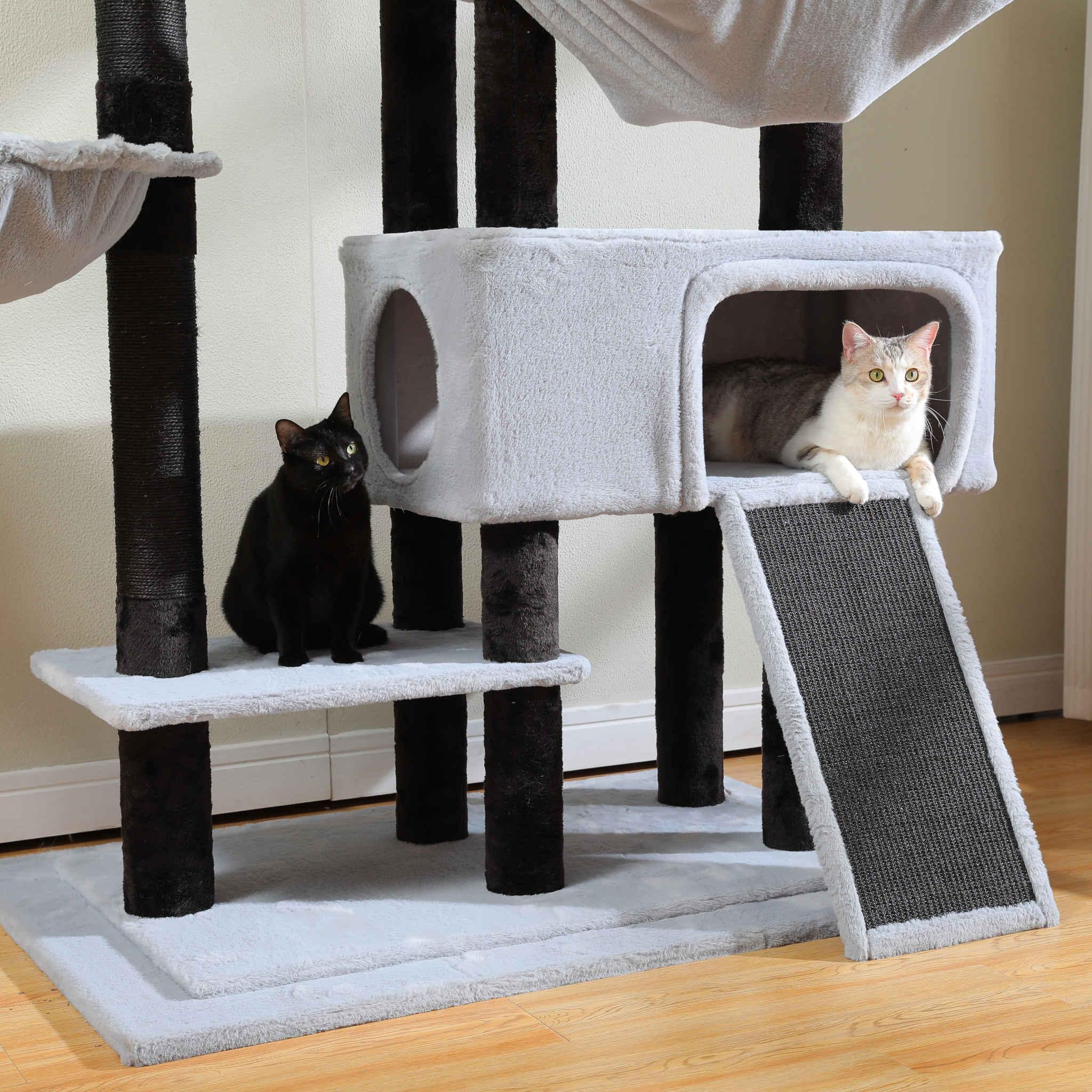 KittyKingdom XXL – Großer Kratzbaum 3